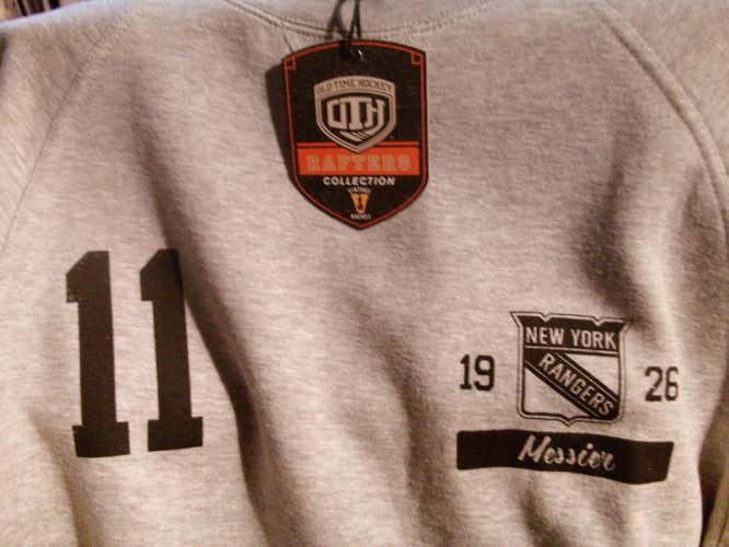 O.T.H. Rafters Collection (N.Y. Rangers  #11 Mark Messier) pullover sweatshirt
