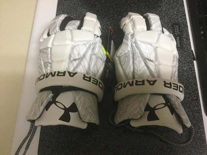 New Under Armour Elevate Gloves