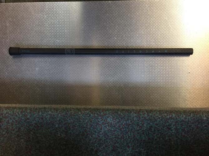 New Maverik Hyperlite Shaft Attack Length