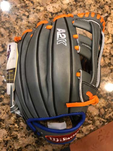 New Wilson DW5 GPM A2k Glove