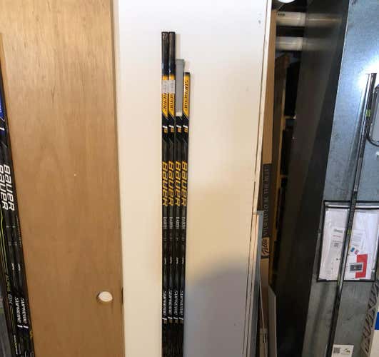 4 Pack Bauer 1s Pro Stock Sticks