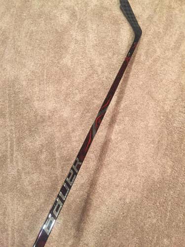 (2 PACK) Brand New Bauer Vapor 1X Lite Lefty 82 Flex P92 Curve