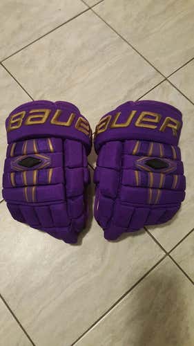 New Bauer Nexus 1000 St Michaels Purple Knights, 13"