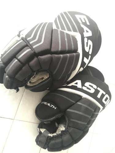 Easton Gloves Senior