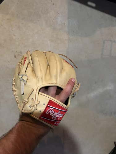 New Rawlings Heart of the Hide Glove