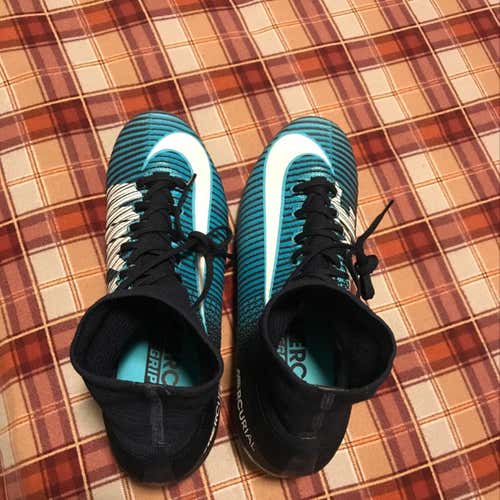 Nike Superfly Ice Size 9.5