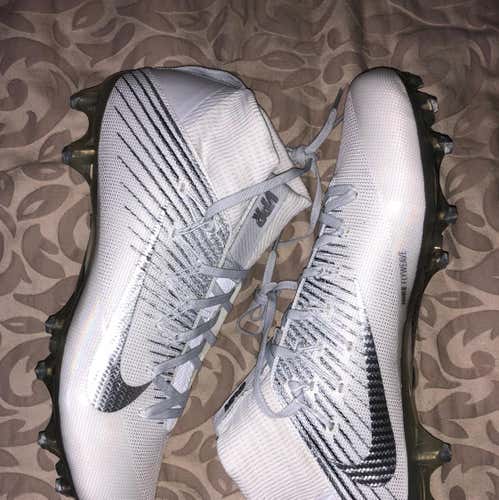 Nike Untouchable 2 Football Cleats Size 11