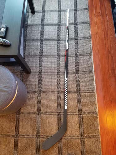 New Warrior Dynasty HD1 pro stock Tyler Johnson Stick Right handed P88 75 flex Senior Grip