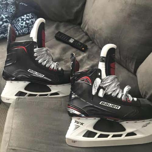 2017 1X Skates sz 8D