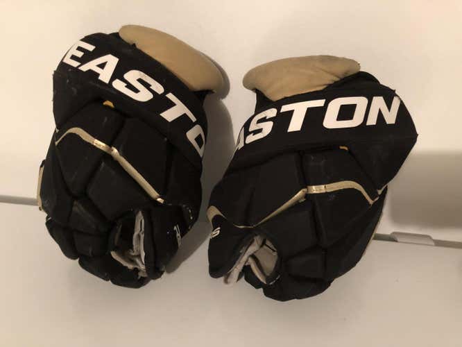 Easton RS Pro Gloves Senior 12.5” Penguins Pro Stock