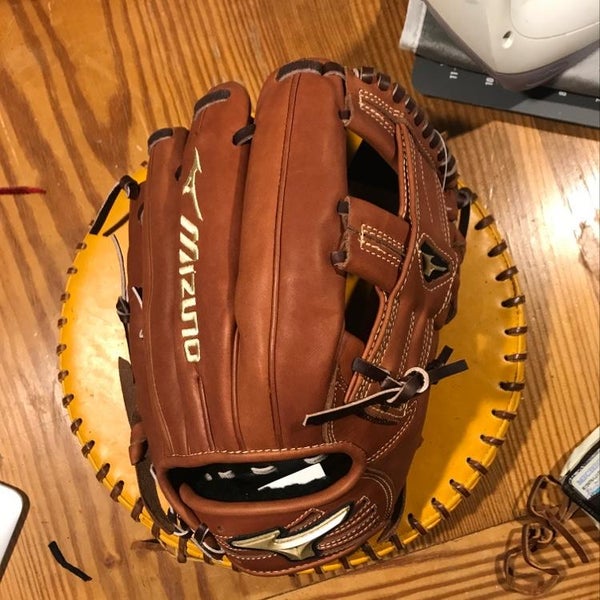 New With Tags Mizuno Global Elite 11.5 Inch GGE 6BR