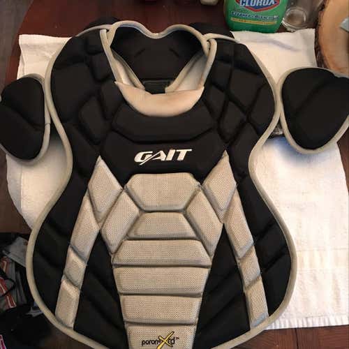 Gait Vault Goalie Chest Guard. Large Adult