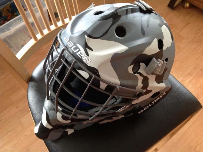 Bauer NME 5 Goalie Mask Senior in Winter Camo