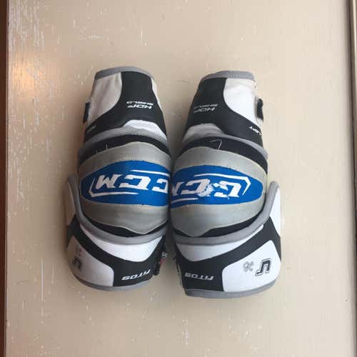CCM Elbow Pads
