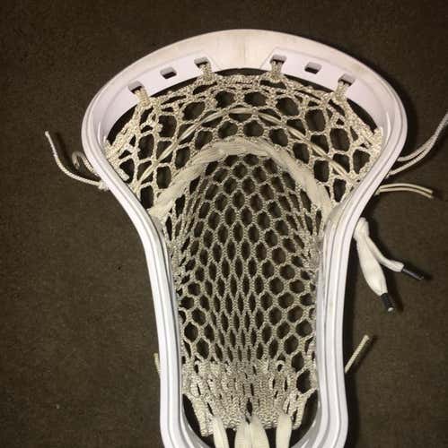 Maverik Kinetik Head - White With Hero 2.0