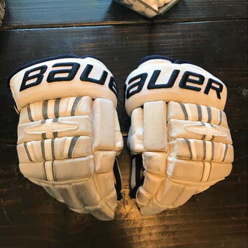 13” Nexus 4-Roll pro Bauer Gloves