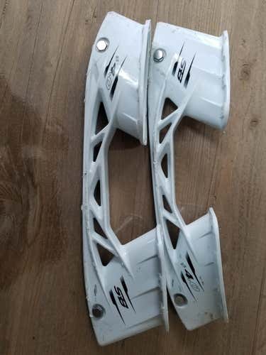 CCM Speed Blade +4.0 size 6.5/263 Holder Pair  *Lightly Used*