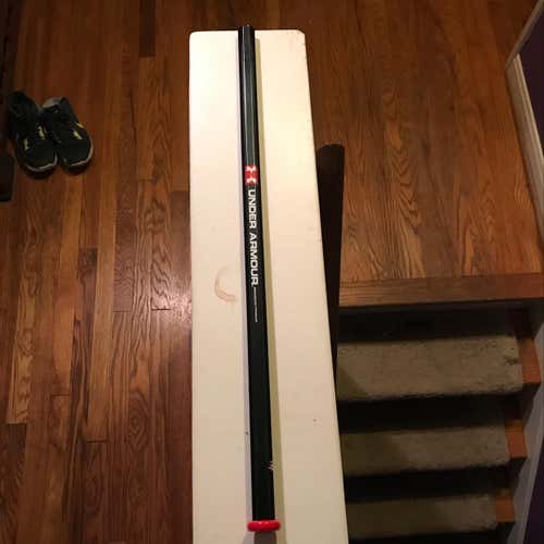 Under Armour Scandium-Titanium Attack Shaft Lightly Used