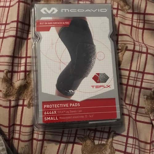 Men’s Mcdavid knee pad black