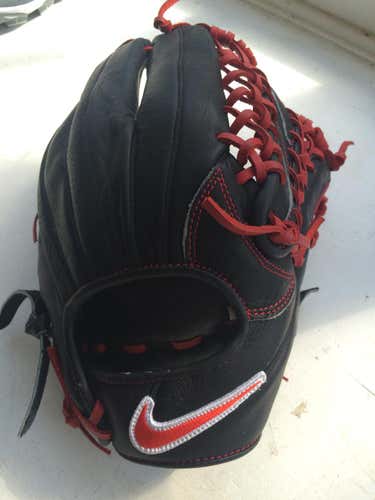 New Nike  Shado Edge Glove 12.5