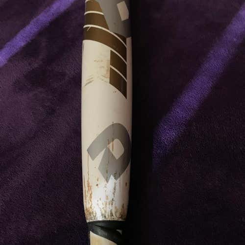 2016 CF8 White/Gold Edition