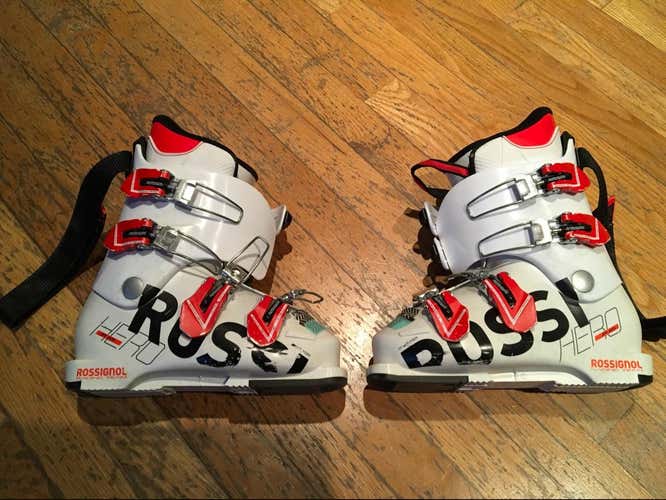 Rossi hero JR 65 Racing Boots. 21.5.