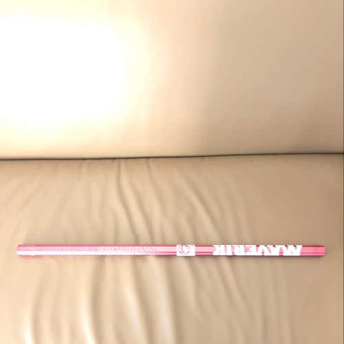 Red Maverick Wonder boy Shaft (attack/middie)