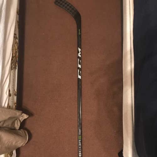 CCM Trigger 2 Ribcore Hockey Stick