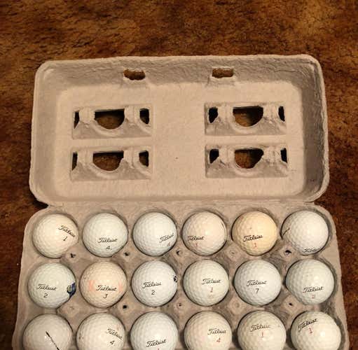 (USED) 18–Titleist Pro V1 Balls