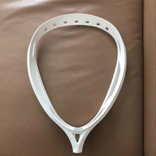 Warrior Nemesis Lyte Goalie Head
