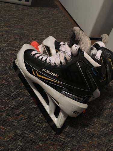 Bauer Total One NXG Goalie Skates Senior Size 7 with black step steel