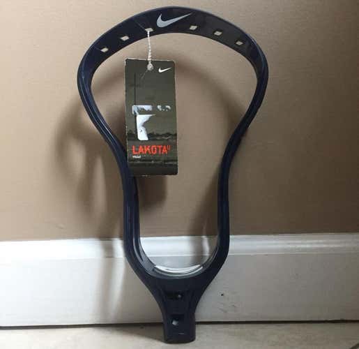 BRAND NEW NIKE LAKOTA U !! RETAILS $89.99+ !! NAVY BLUE