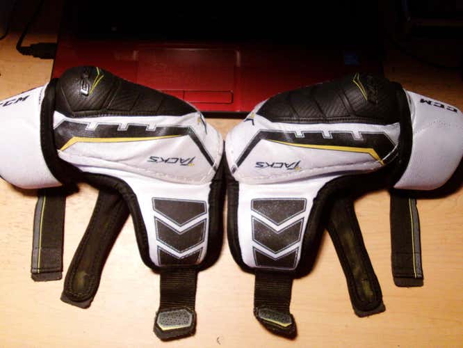 CCM Tacks 4052 Elbow Pads (JR)