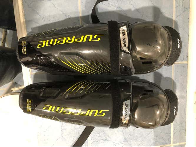 13” Bauer Supreme Shin Guards