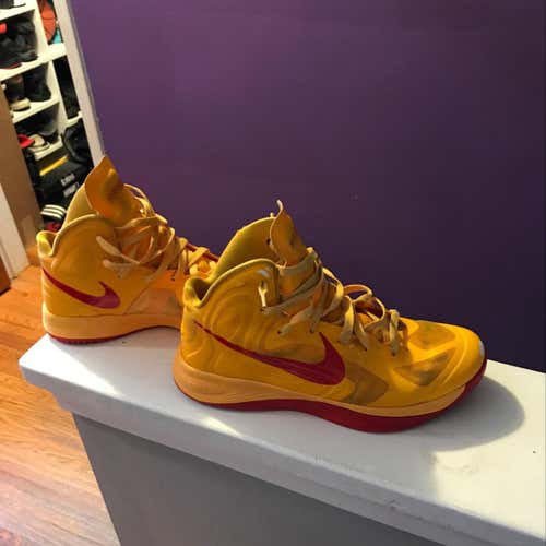 Nike Hyperfuse High Basketball Shoes