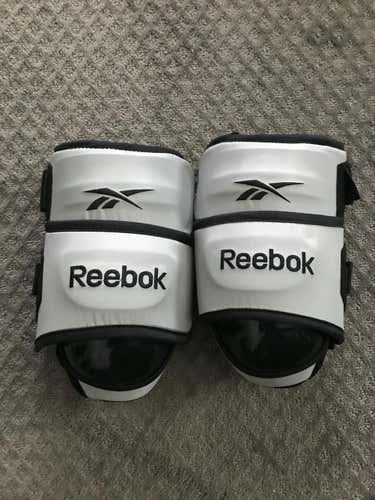 New Reebok Knee Pads