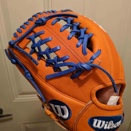 New Wilson Glove