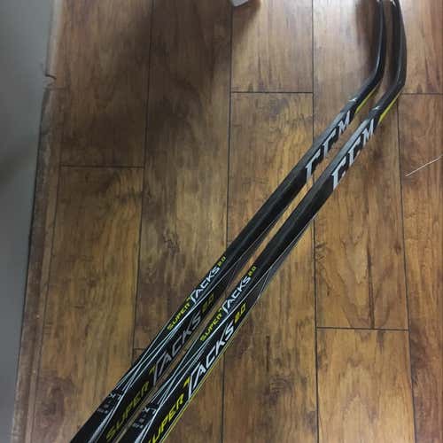 CCM Super Tacks 2.0 P28 RH-2 Pack