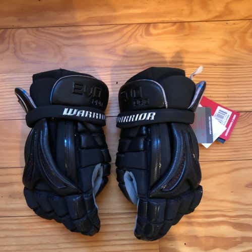 New Warrior Evo Pro 13” Black Gloves