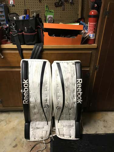 CCM Goalie Leg Pads Senior