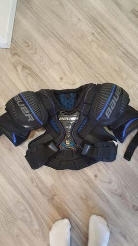 Brand New Bauer One95 shoulder pads