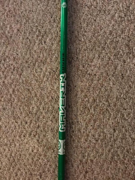 Attack/Midfield Green Maverik Range Shaft