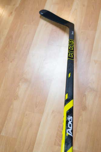 Barely Used 65 Flex Grip, LH CCM Tacks