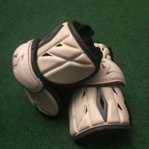 Used & Reliable Youth Elbow Pads