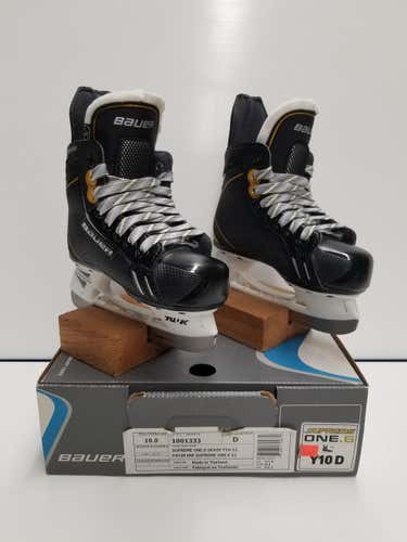 New Bauer Supreme One.6 Skates (Youth Size 10)