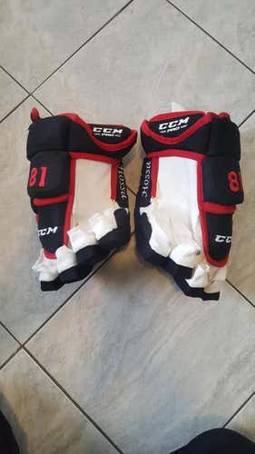 New CCM Hossa HG96 pro stock gloves, 14", butter soft