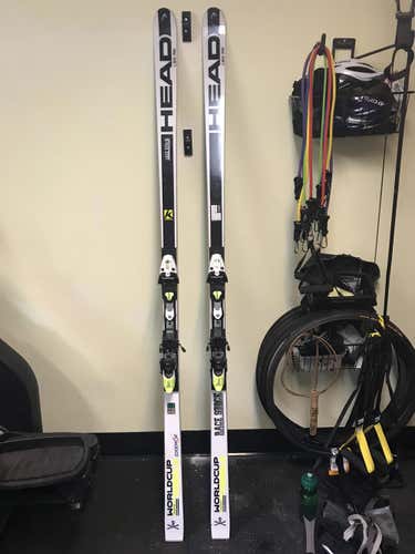 Head World Cup Rebels Skis