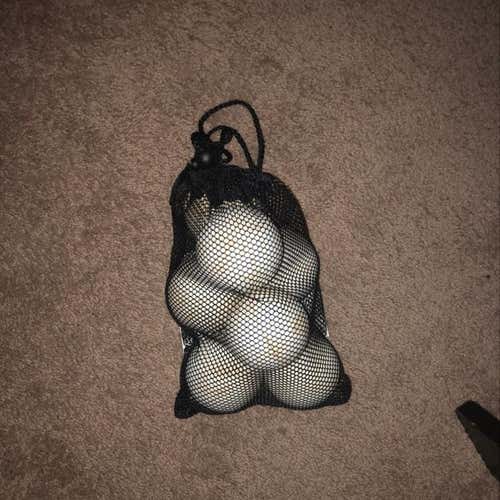 7  Lacrosse Balls With Bag