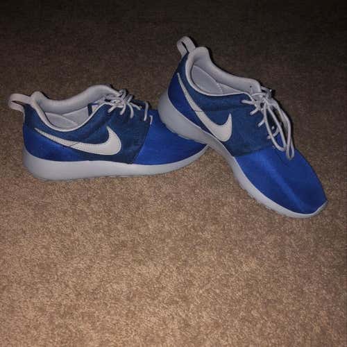 Blue Nike Roshes Size 7
