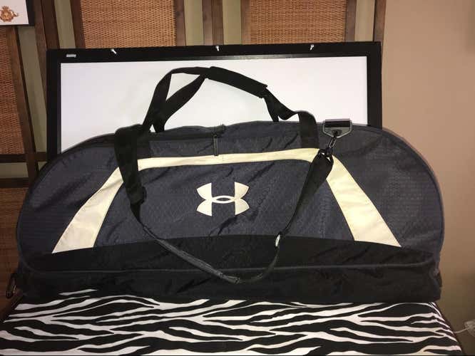 Under Armour Extra Large Baseball Bag 36 X 17 X 8